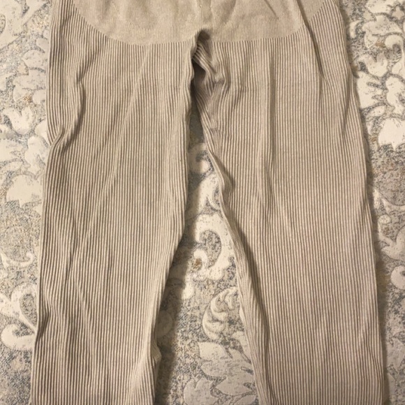 Grey ribbed Katy Elise Henry leggings - Picture 5 of 6